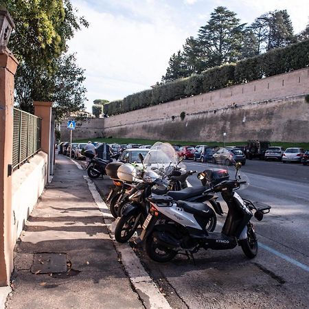 Claudia Vatican House Rome Exterior photo